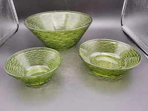 Vintage Anchor Hocking Soreno Avocado Green Glass Chip Dip Bowls - Picture 1 of 6