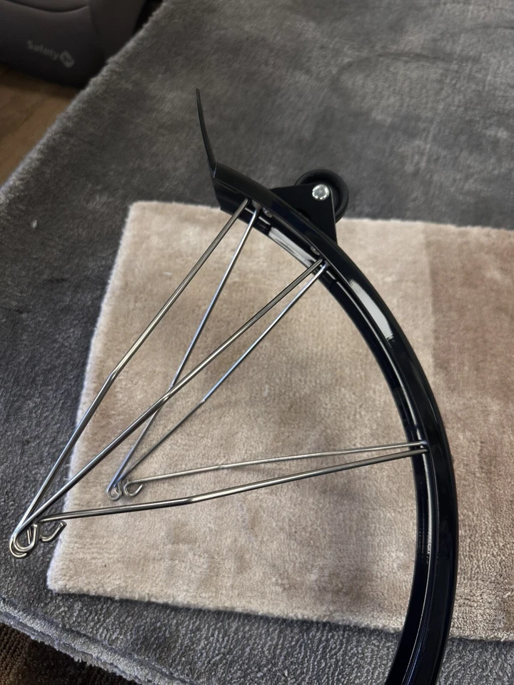 Brompton L version BLACK Rear fender Mudguard with struts, flap and roller - Image 1 of 4