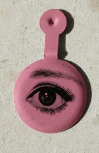 Imagen de ojos pestañas cejas rosa vintage litografiado solapa pestaña de bolsillo --- - Imagen 1 de 1