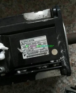 Servomotor YasKawa SGMSS-20A2A-YR11 USADO 1 PIEZA - Imagen 1 de 1