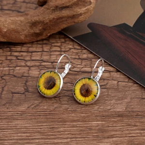 Women Jewelry Crystal Butterfly Glass Ear Stud Daisy Sunflower Turtle Earrings - Picture 1 of 7