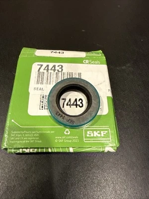 Sello SKF 7443 para Jeep Chevrolet GMC International Ford Foto 1 de 4