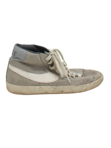 Nike Herren Sneaker UK7 in Grau - Bild 1 von 9