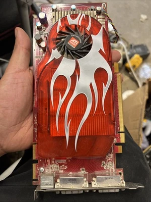 ATI Radeon 2600XT 256MB Dual DVI Dell WX092 Graphics Card - Image 1 of 4