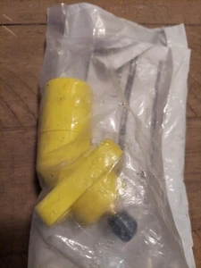 LEVITON 16R29-UY PB YELLOW MALE PANEL RECEPTACLE THREADED STUD 45DEG SINGLE SET - Picture 1 of 4