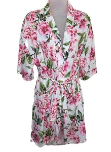 Show Me Your Mumu BRIE Wickel Morgenmantel Kimono rosa Blumen feminin Braut One Size - Bild 1 von 8