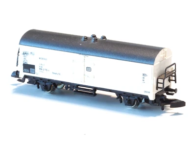 8600 Marklin Z-scale DB Refrigerator Car of the German Federal RR, No box - Image 1 of 2