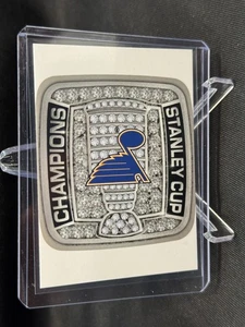 2024-25 Credenciales de cubierta superior Arena Giveaway Championship Rings St. Louis #/100 - Imagen 1 de 2