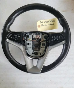Volante delantero izquierdo Chevrolet Cruze 2011-2015 con controles - Imagen 1 de 3