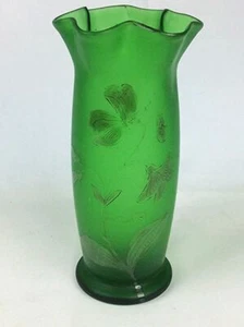 Jarrón antiguo verde floral camafeo arte vidrio gabinete - Imagen 1 de 6