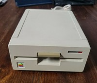 Vintage APPLE II Computer External 5.25 Unidisk Drive A9M0104 **untested**