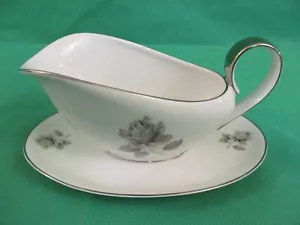 Belcrest Germany ~ Flüsternde Rose ~ Soßenboot mit angebrachter Unterplatte - Bild 1 von 11