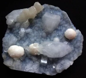STUNNING APOPHYLLITE GYROLITE $ STERELITE CRYSTALS ON CHALCEDONY MATRIX MINERALS - Picture 1 of 3