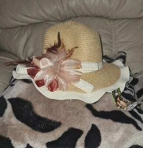 Large Summer Straw Victoria Style Hat - Picture 1 of 4
