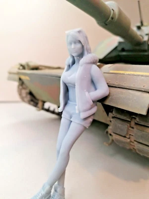 Modernes Tank Girl Babe etc 1:16 - Bild 1 von 4