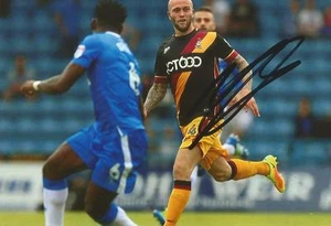 BRADFORD: NICKY LAW SIGNED 6x4 ACTION PHOTO+COA - Picture 1 of 1