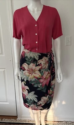 Blusa Dana Buchman Rosa Talla 4 y Falda Envolvente Lilly Sarong Negra Talla 6 Foto 1 de 4