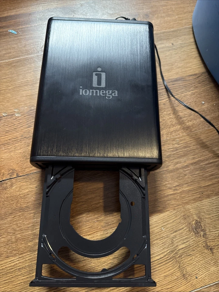 IOMEGA SUPER DVD RW DRIVE 31813800 DVDRW22X-Negro Probado  Foto 1 de 4