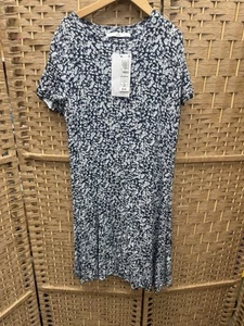 Marks And Spencer’s Navy Floral Short Sleeve Girls Dress Age 10-11 Years - Picture 1 of 7