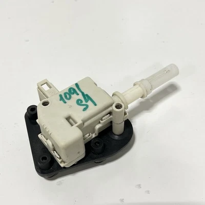 2003-2006 Audi A4 S4 - Trunk Hatch LOCK Release Actuator Motor 8E9827833 OEM - Image 1 of 4