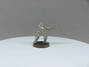 Warhammer 40k, Militarum, Guard, Garde, Catachan Jungle Lieutenant Officer Metall - Bild 1 von 2