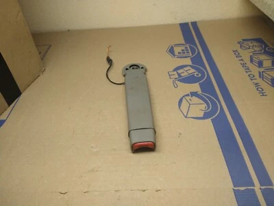 GMC YUKON 2003 conductor/pasajero izquierdo o delantero hebilla color 922 gris Foto 1 de 4