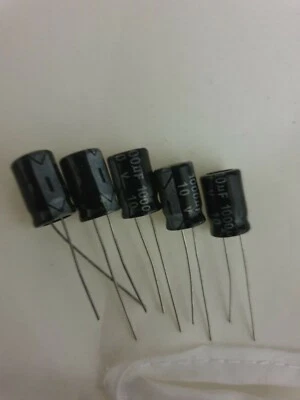 LOT 5X Condensateur chimique Radial 1000uF 1000µF 10V 105°C  - Photo 1/2