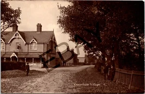 COVENHAM VILLAGE CHILDREN LINCOLNSHIRE ECHTFOTO VINTAGE POSTKARTE 1922 - Bild 1 von 2