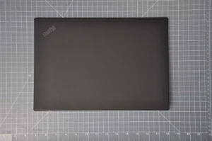 Coque arrière LCD LENOVO Thinkpad T480 WQHD AP169000900 catégorie B 01YU645 - Photo 1/2