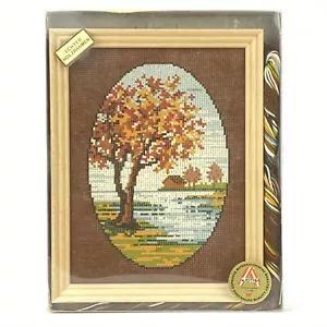 Kit de punto de cruz vintage estampado a mano Tapex Austria marco de escena de otoño - Imagen 1 de 9