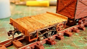  On30 7' Flatcar Kit: includes all the parts you need to build a rake of three!  - Picture 1 of 8