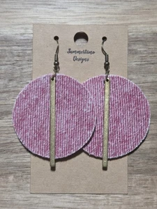 ECHTES Leder hinterlegt Denim Kreisschliff Ohrringe mit Goldfund 2" purpurrot - Bild 1 von 1