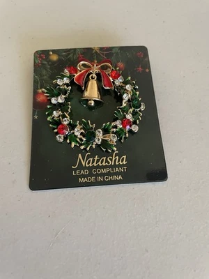 NATASHA GOLD TONE CHRISTMAS WREATH BROOCH PIN IN MULTI 2” - Image 1 of 4
