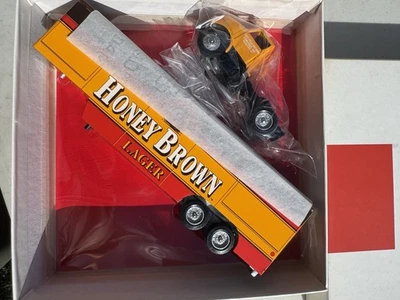 Camión Matchbox JW Dundee Honey Brown Lager Mack escala 1:100 nuevo en caja Foto 1 de 3