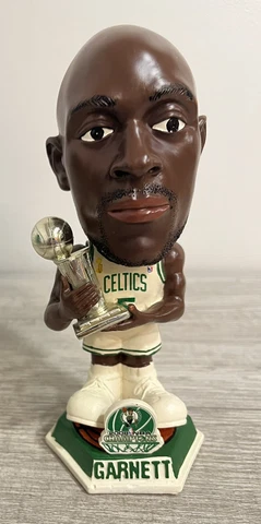 Kevin Garnett Bobblehead 2008 Champions Boston Celtics Forever Collectibles 1E Cover