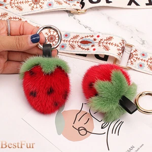 1 pieza Llavero de piel de visón real fresa bolsa de bola pompom colgante teléfono regalo - Imagen 1 de 4