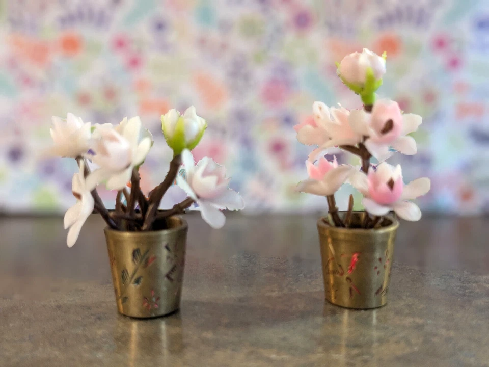VINTAGE 1:6 (or 1:12) ETCHED SOLID BRASS MINI PLANT POTS w/Mini Floral Bushes - Image 1 of 4
