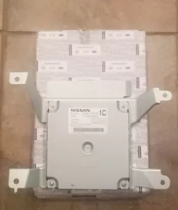 2011-12 INFINITI FX35 FX50 Camera Controller Computer Module 284A11CA1E NEW OEM - Picture 1 of 4