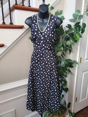 INC Women's Black & White 100% Silk V-Neck Sleeveless Knee Length Dress Size 8 - Image 1 of 4