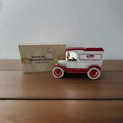ERTL 1913 Ford Modelo T Delivery Van Merita Panadería Banco de Monedas con Caja 1 de 500 Foto 1 de 4