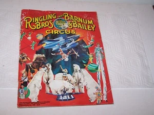 Vtg 1980 Ringling Bros Barnum Bailey 110 edition Circus Program & centerfold - Picture 1 of 12