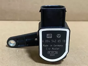 Sensor de nivel de altura de conducción de suspensión Mercedes Benz 0045426518 -- Nuevo de Lote Original - Imagen 1 de 5