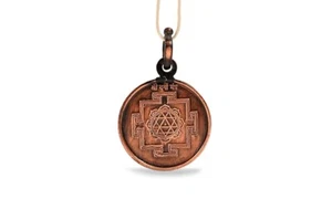 Shree Durga Yantra Locket Pendant - Copper For Good Health & Wealth - Picture 1 of 5