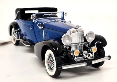 Franklin 1/24 - Duesenberg J Victoria Metallic Blue Black 1933 Diecast Model Car - Image 1 of 4