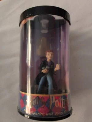 Vintage Harry Potter Ron Weasley - Mini Figurine w/ Story Scope Enesco #811947 - Image 1 of 2