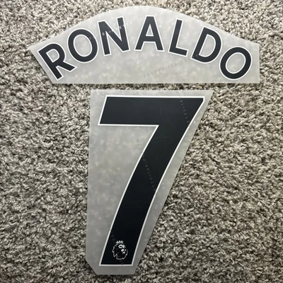 2021/2022 Manchester United 7 Ronaldo Premier League Jugador Talla Conjunto de nombres Número Foto 1 de 2
