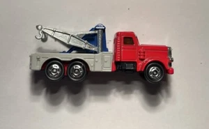 Tomica American Tow Truck - Picture 1 of 4