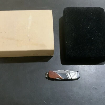 Navaja de Bolsillo Camillus Inoxidable EE. UU. Bloqueo Trasero Santa Fe Stoneworks MOP Madera Nueva Foto 1 de 4