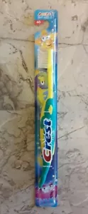 New Crest Yellow & Green Orca Killer Whale Collectible Toothbrush #40 For Child - Picture 1 of 2