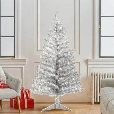 Mini árbol de Navidad artificial plateado iluminado de 4 pies pequeño con 50 luces Foto 1 de 4